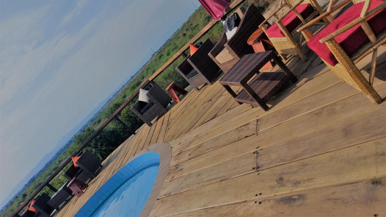 Buffalo Safari Lodge Katunguru Kültér fotó